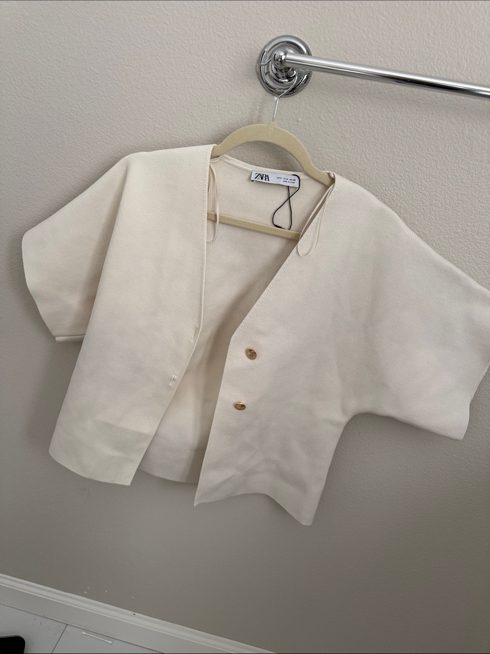 Zara Cream Wide-Sleeve Short Jacket